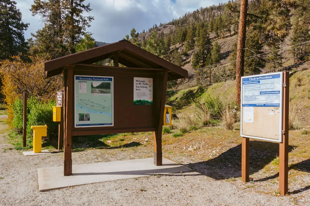 Info board at Stemwinder Provincial Park campground
