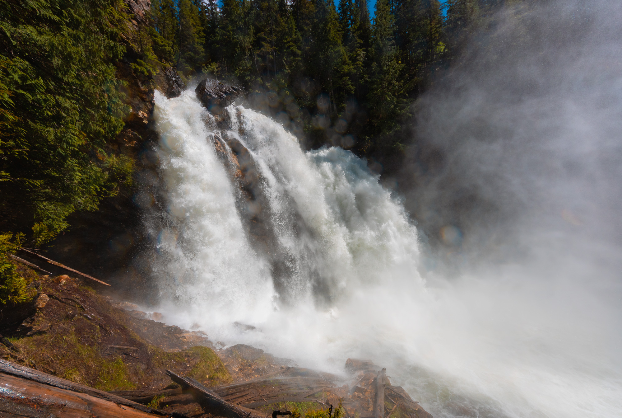 Rainbow Falls in Monashee Provincial Park (Trail Guide)