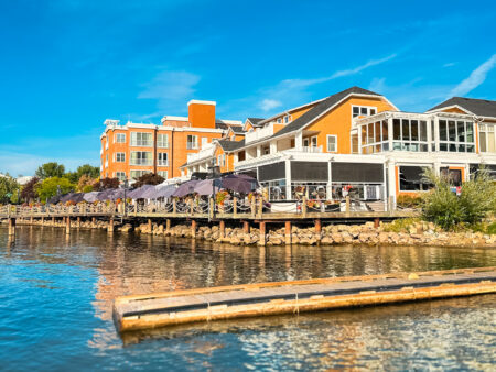 Hotel Eldorado on the edge of Okanagan Lake in Kelowna